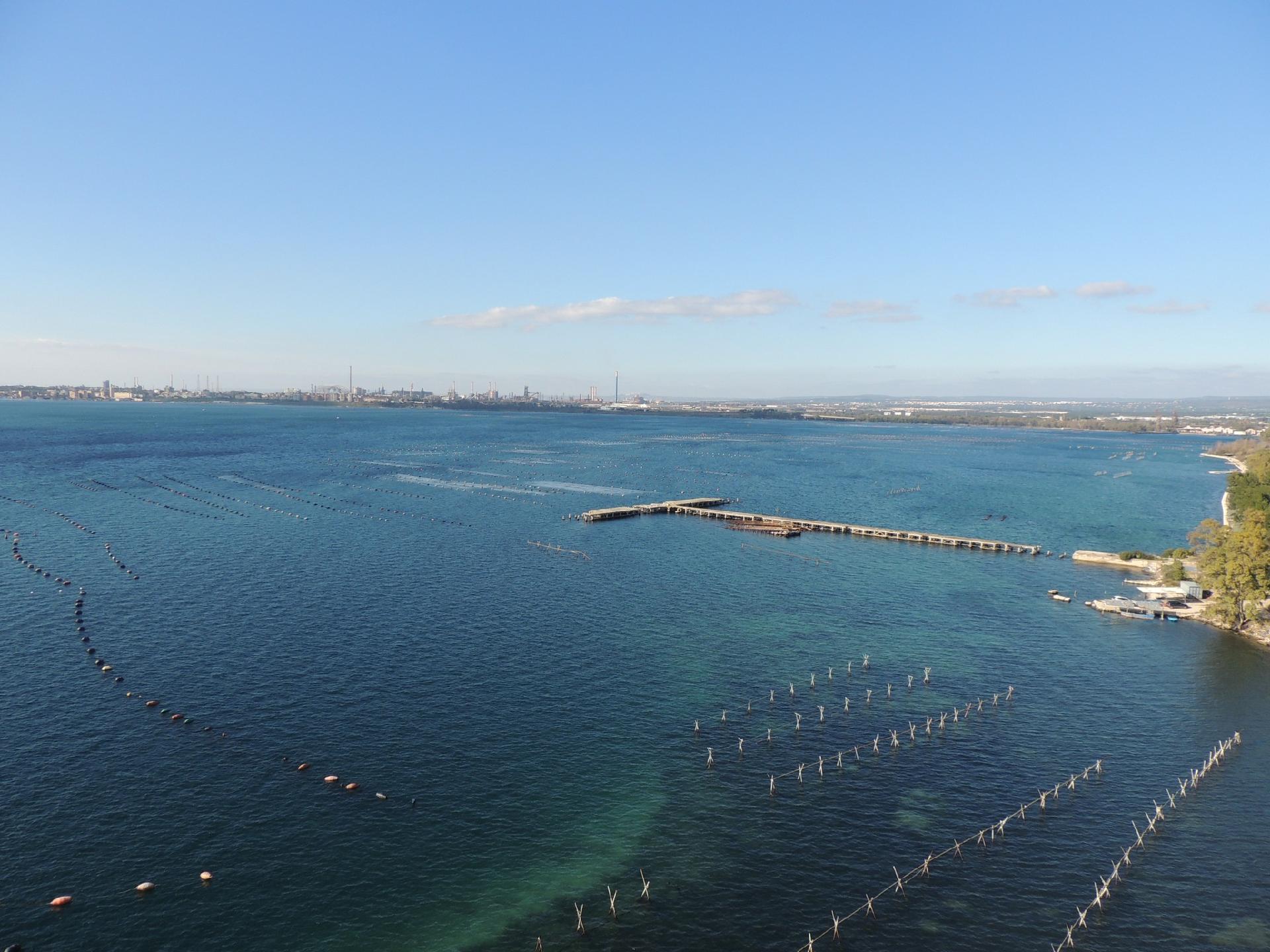 First inlet of Mar Piccolo viewed from the Punta Penna Pizzone bridge - CNR - IRSA - Talassografico Taranto