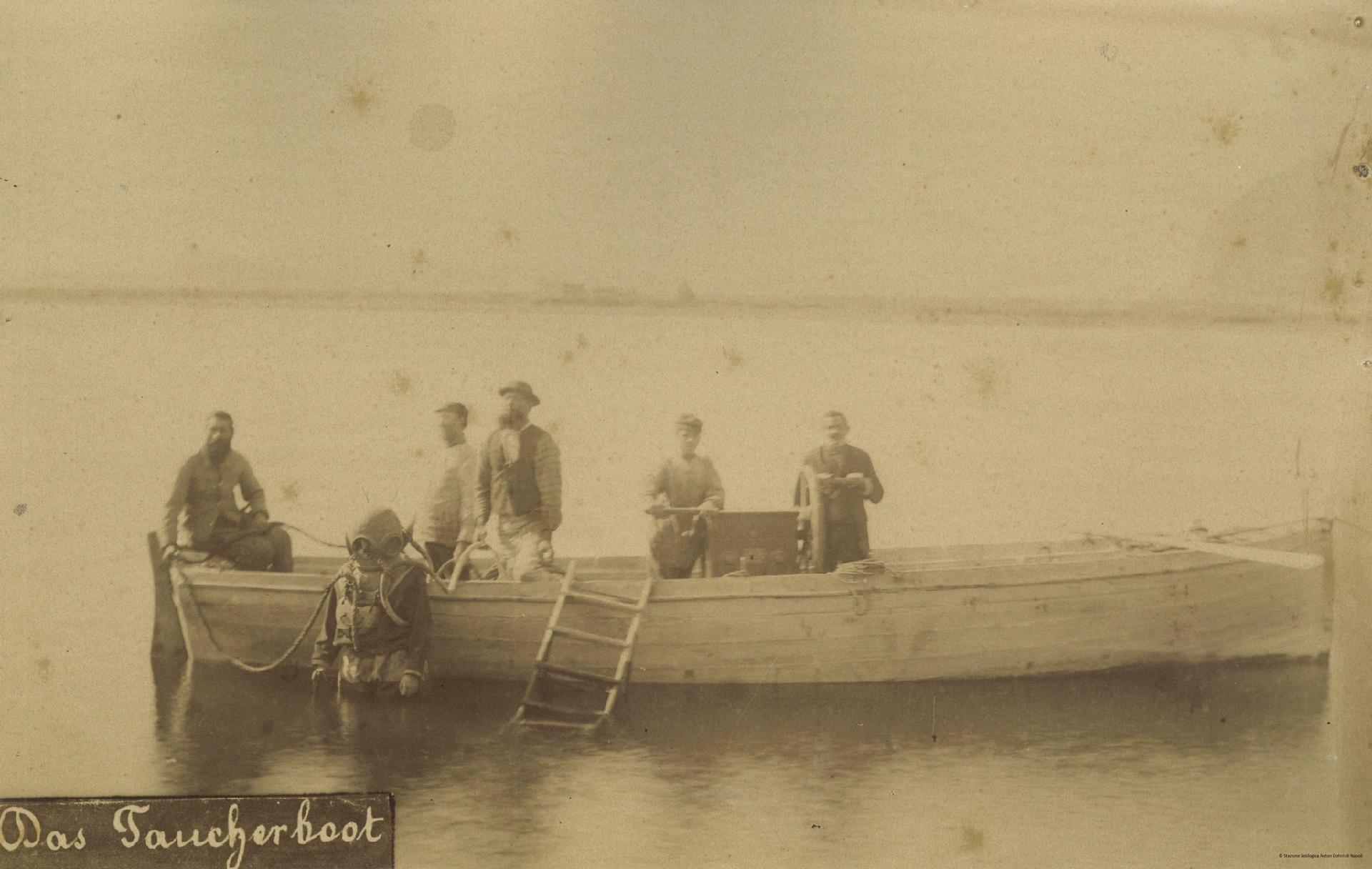 Anton Dohrn insieme a ricercatori e il palombaro - Stazione zoologica Anton Dohrn di Napoli